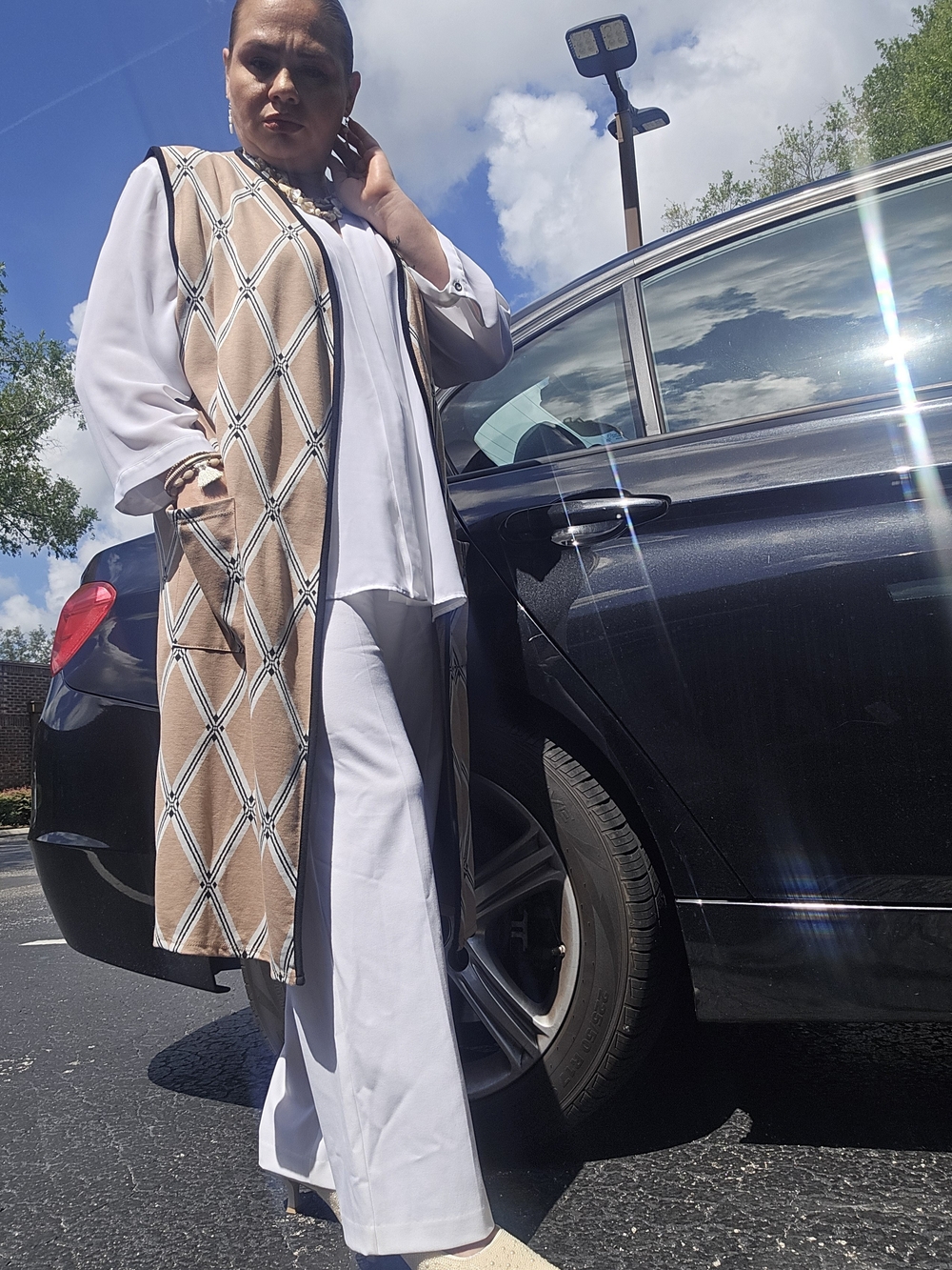Sleeveless Diamond-Pattern Long Vest - Beige